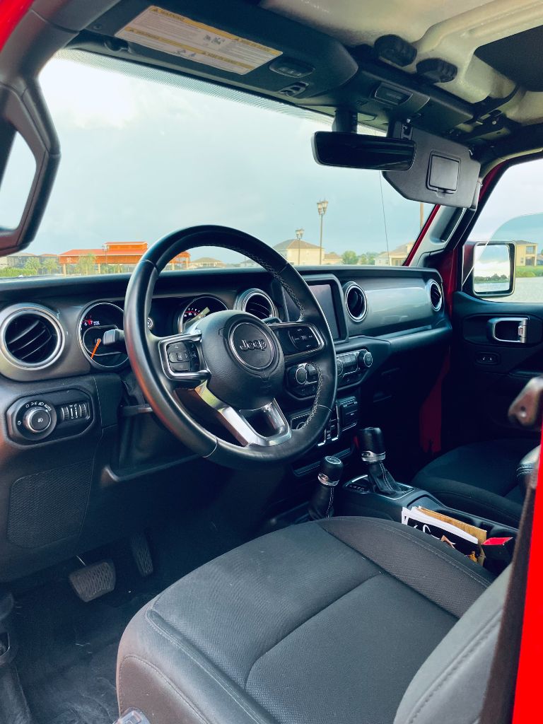 2018 Jeep Wrangler Unlimited Sahara - Photo 10